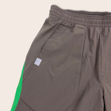 Load image into Gallery viewer, (2007) Women’s NikeFit Court Embroidered Swoosh 3/4 Length Trousers - S