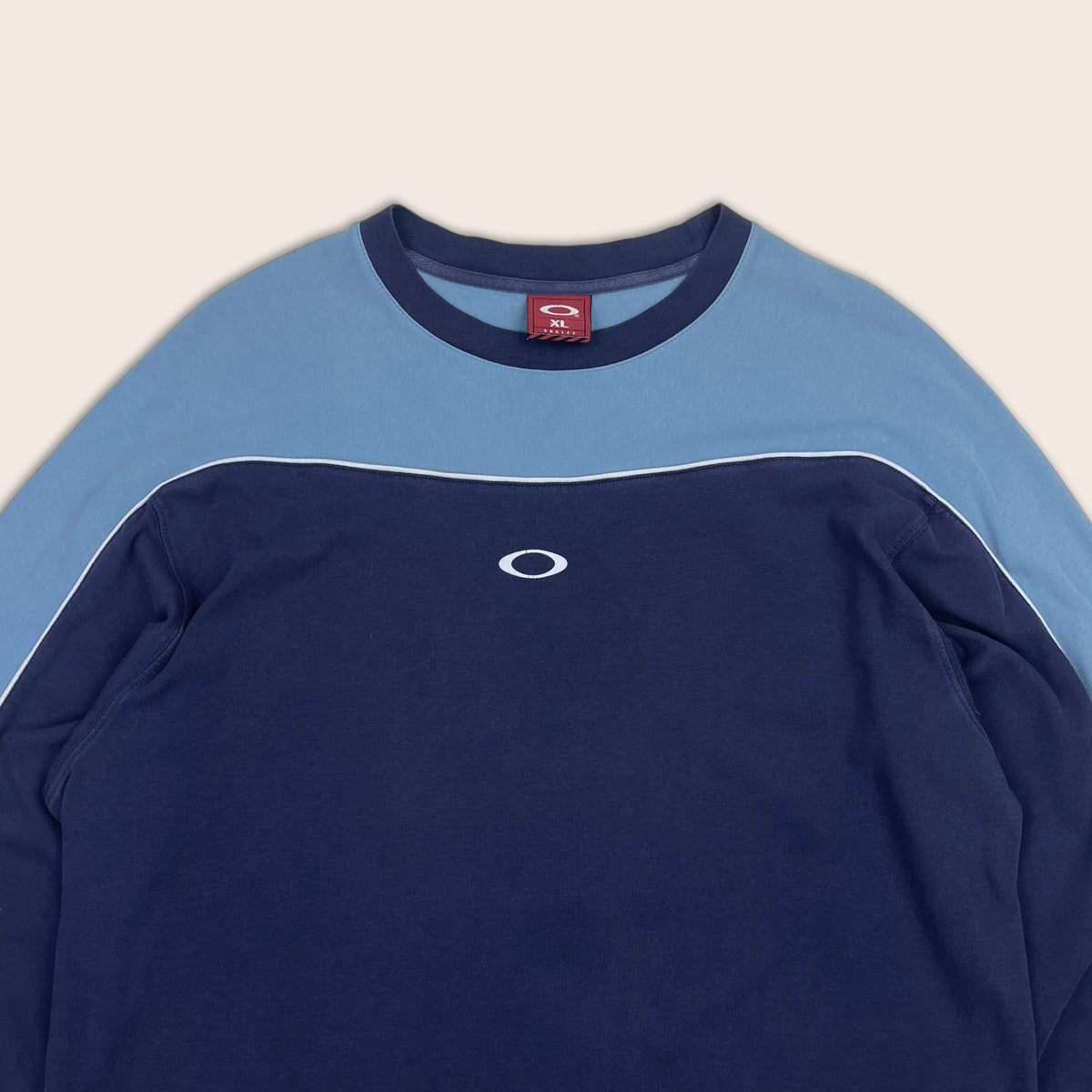 Oakley Two Tone Centre Logo Graphic Long Sleeve T-Shirt - XL/XXL 