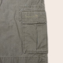 Load image into Gallery viewer, Timberland Embroidered Cargo Shorts - 31”
