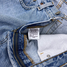 Load image into Gallery viewer, Women’s Polo Jeans Company Ralph Lauren Blue Washed Denim Relaxed Cropped Saturday Jeans - 10 / 30”