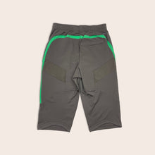 Load image into Gallery viewer, (2007) Women’s NikeFit Court Embroidered Swoosh 3/4 Length Trousers - S