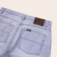 Load image into Gallery viewer, Women’s Polo Jeans Company Ralph Lauren Light Blue Washed Denim Relaxed Saturday Jeans - 10 / 30”