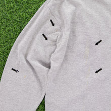 Load image into Gallery viewer, (2000) Nike Small Centre Swoosh Embroidered Grey Long Sleeve T-Shirt - L