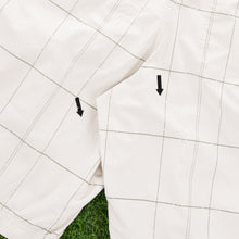 Load image into Gallery viewer, (2010) Nike Athletic Dept Small Swoosh Embroidered Pocket Logo Checked Beige Shorts - L (32/34”)