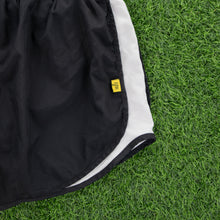 Load image into Gallery viewer, (2007) Women’s Nike Dri-Fit 10//2 Running Black Sports Shorts - L (14-16)