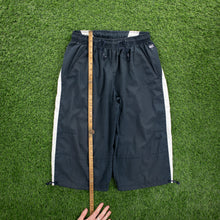 Load image into Gallery viewer, (2003) Women’s Nike Air Max Stripe Adjustable Navy 3/4 Length Shorts - M (28-33”)