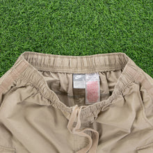 Load image into Gallery viewer, (2007) Nike Randall’s Island Downing Stadium Small Swoosh Embroidered Cream Cargo Shorts - L (32-36”)