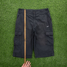 Load image into Gallery viewer, (2007) Nike Fit Small Swoosh Embroidered Adjustable Black Cargo 3/4 Length Shorts - L (34/36”)