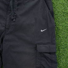 Load image into Gallery viewer, (2007) Nike Fit Small Swoosh Embroidered Adjustable Black Cargo 3/4 Length Shorts - L (34/36”)