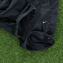 Load image into Gallery viewer, (2008) Women’s Nike Fit Dry Small Swoosh Embroidered Adjustable Black Cargo 3/4 Length Shorts - S (6)