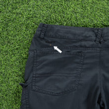 Load image into Gallery viewer, (2008) Women’s Nike Fit Dry Small Swoosh Embroidered Adjustable Black Cargo 3/4 Length Shorts - S (6)