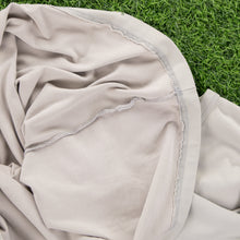 Load image into Gallery viewer, Reebok Centre Logo Graphic V-Neck Grey T-Shirt - M/L