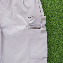 Load image into Gallery viewer, (2006) Nike Small Swoosh Embroidered Pocket Grey Cargo Shorts - M (30-33”)