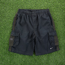 Load image into Gallery viewer, (2006) Nike Randall’s Island Downing Stadium Small Swoosh Embroidered Dark Green Brown Cargo Shorts - L (32-36”)