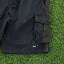 Load image into Gallery viewer, (2006) Nike Randall’s Island Downing Stadium Small Swoosh Embroidered Dark Green Brown Cargo Shorts - L (32-36”)