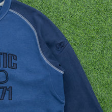 Load image into Gallery viewer, 2004 Nike Athletic 71 Spell Out Embroidered Small Swoosh Contrast Stitch Raglan Crewneck Navy Sweatshirt - M