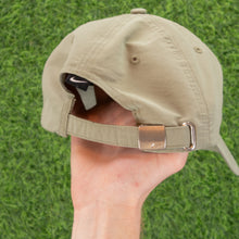 Load image into Gallery viewer, (2009) Nike Heritage ‘86 Metal Swoosh Cream Metallic 6 Panel Cap - One Size