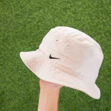 Load image into Gallery viewer, (2001) Nike Small Swoosh Embroidered White Black Bucket Hat - One Size (M)