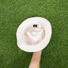 Load image into Gallery viewer, (2001) Nike Small Swoosh Embroidered White Black Bucket Hat - One Size (M)
