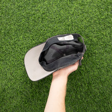 Load image into Gallery viewer, (2007) Nike Heritage ‘86 Metal Swoosh Grey Metallic 6 Panel Cap - One Size