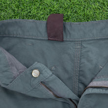 Load image into Gallery viewer, Carhartt Carpenter Workwear Grey Shorts - 32”