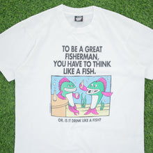 Load image into Gallery viewer, (1993) Drink Like A Fish Rein Designs ‘To Be A Great Fisherman You Have To Think Like A Fish, Or, Is It Drink Like A Fish?’ Screen Stars Joke Graphic Single Stitch T-Shirt - M/L