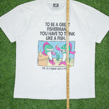 Load image into Gallery viewer, (1993) Drink Like A Fish Rein Designs ‘To Be A Great Fisherman You Have To Think Like A Fish, Or, Is It Drink Like A Fish?’ Screen Stars Joke Graphic Single Stitch T-Shirt - M/L