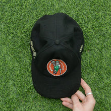 Load image into Gallery viewer, 2008 Boston Celtics NBA Finals Champions 17th Title Commemorative New Era Hardwood Classics 9Fifty Collectible Two Tone 6-Panel Snapback Cap - One Size