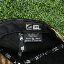 Load image into Gallery viewer, 2008 Boston Celtics NBA Finals Champions 17th Title Commemorative New Era Hardwood Classics 9Fifty Collectible Two Tone 6-Panel Snapback Cap - One Size