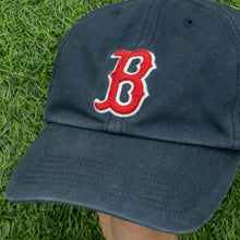 Load image into Gallery viewer, Boston Red Sox MLB ‘47 Forty Seven Two Tone 6-Panel Flexfit Fitted Baseball Cap - One Size (M/L)