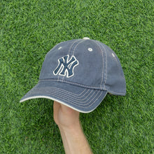 Load image into Gallery viewer, New York Yankees Embroidered Reverse Contrast Stitch New Era MLB 6-Panel Cap - One Size