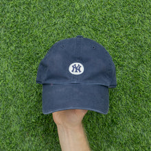 Load image into Gallery viewer, New York Yankees Embroidered MLB Twins Enterprise 6-Panel Cap - One Size