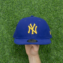 Load image into Gallery viewer, New York Yankees New Era 59FIFTY MLB Major League Baseball 6-Panel Flexfit Fitted Cap - One Size (7 1/4)
