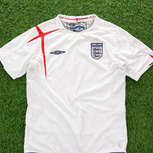 Load image into Gallery viewer, 2005/07 England Umbro Home Football Shirt - M