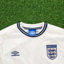 Load image into Gallery viewer, 1999/01 England Umbro Home Football Shirt - L