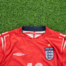 Load image into Gallery viewer, 2004/06 England Michael Owen 10 Umbro Away Football Shirt - L