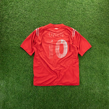 Load image into Gallery viewer, 2004/06 England Michael Owen 10 Umbro Away Football Shirt - L