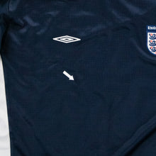 Load image into Gallery viewer, 2004/06 England Umbro Training Football Shirt - XXL