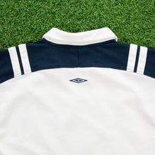 Load image into Gallery viewer, 2002/03 England Umbro Spell Out Collard Training Football Shirt - M