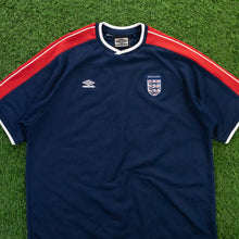 Load image into Gallery viewer, 1999/01 England Umbro Training Football Shirt - XXL