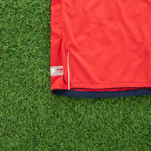 Load image into Gallery viewer, 2004/06 England Umbro Away Football Shirt - XL