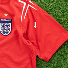 Load image into Gallery viewer, 2004/06 England David Beckham 7 Umbro Away Football Shirt - L