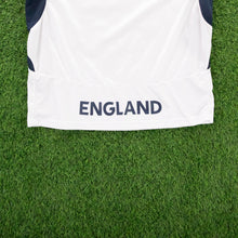 Load image into Gallery viewer, 2006/07 England Umbro Collard Training Football Shirt - XL