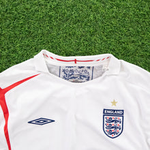 Load image into Gallery viewer, 2005/07 England Umbro Home Football Shirt - XXL