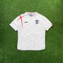 Load image into Gallery viewer, 2005/07 England Umbro Home Football Shirt - XL