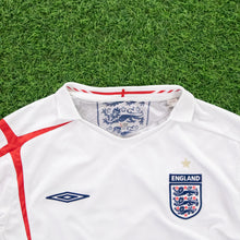 Load image into Gallery viewer, 2005/07 England Umbro Home Football Shirt - XL