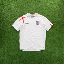 Load image into Gallery viewer, 2005/07 England Umbro Home Football Shirt - M