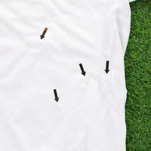 Load image into Gallery viewer, 2005/07 England Umbro Home Football Shirt - M