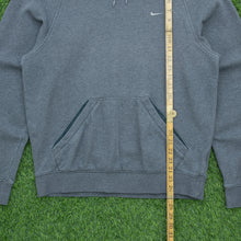 Load image into Gallery viewer, 2007 Nike Small Swoosh Embroidered Logo Drawstring Raglan Grey Hoodie - M