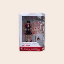 Load image into Gallery viewer, (2000’s) DC Comics Bombshells Batwoman Designer Series 6" Figure By Ant Lucia